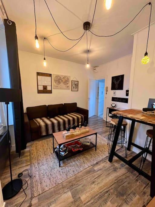Peaceful Near Insead And Castle Apartment *